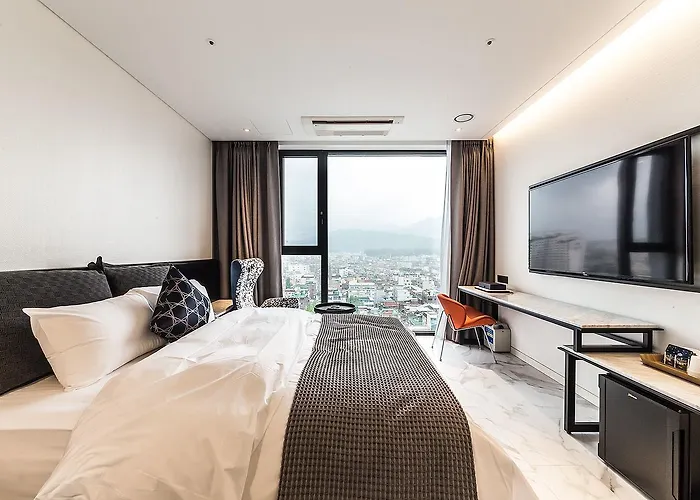 Dobong Bay 204 호텔 3*